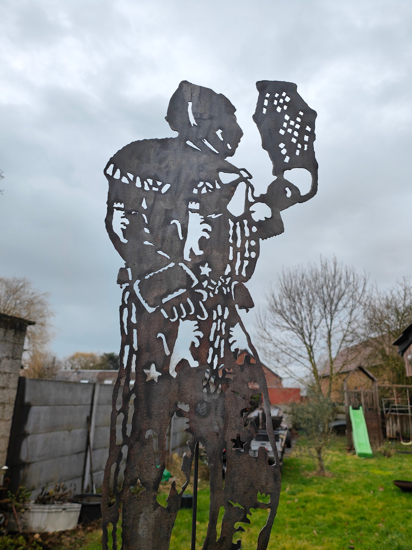 Gille en découpe plasma artisanale – 105 cm